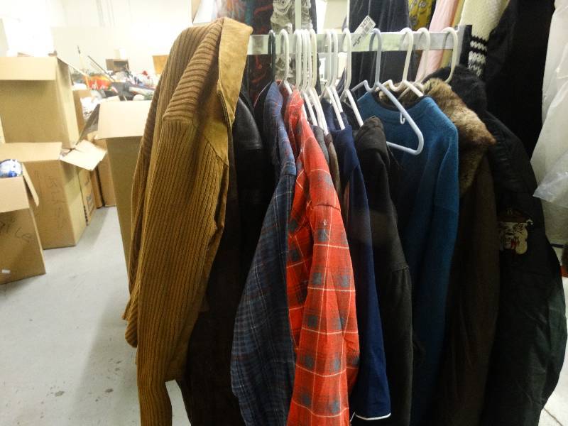 lot 3475 image: Coats jackets clothes scarves bags misc.