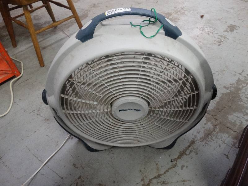 lot 3514 image: Fan