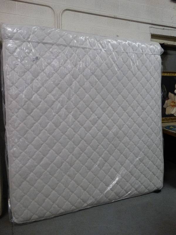 lot 3526 image: King Size Mattress & Box Springs.