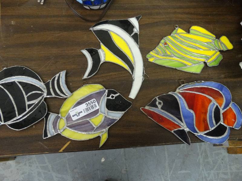 lot 3550 image: 5 Stained Glass Fish Sun Catchers.