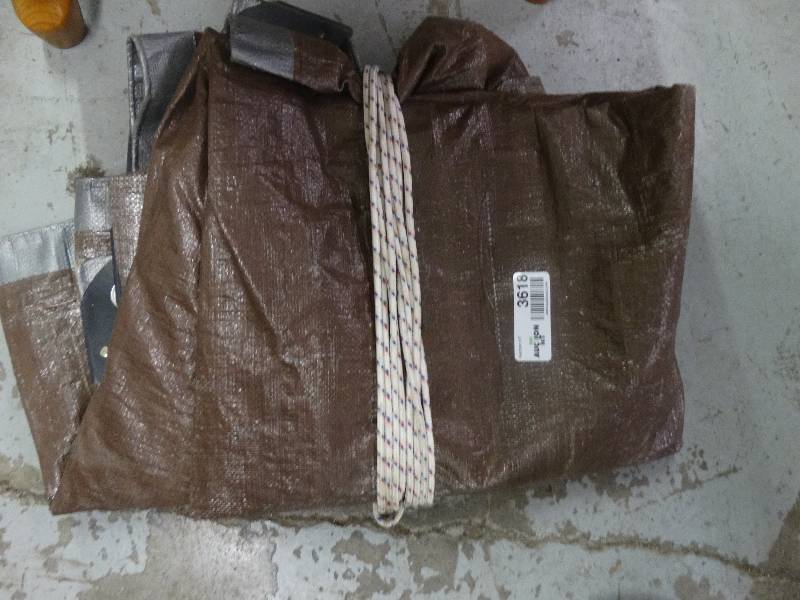 lot 3618 image: Tarp WRope.