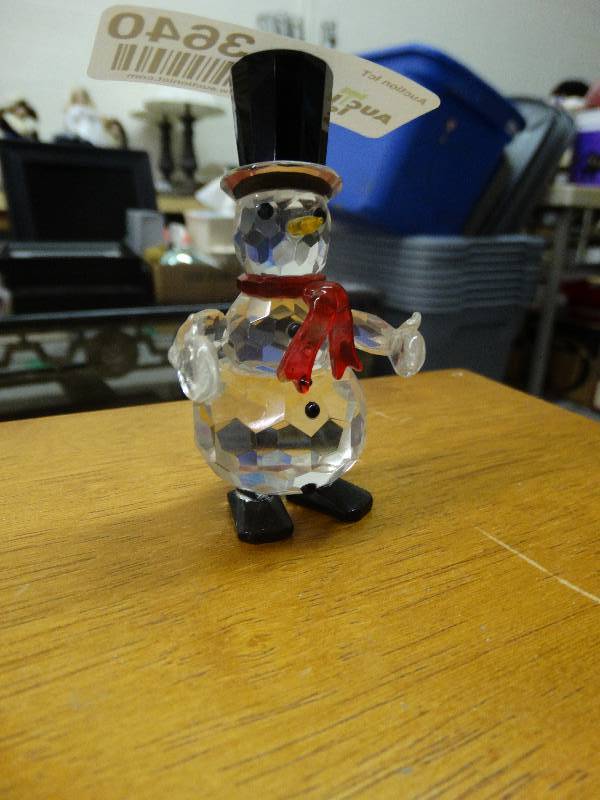 lot 3640 image: Cut Crystal Snowman