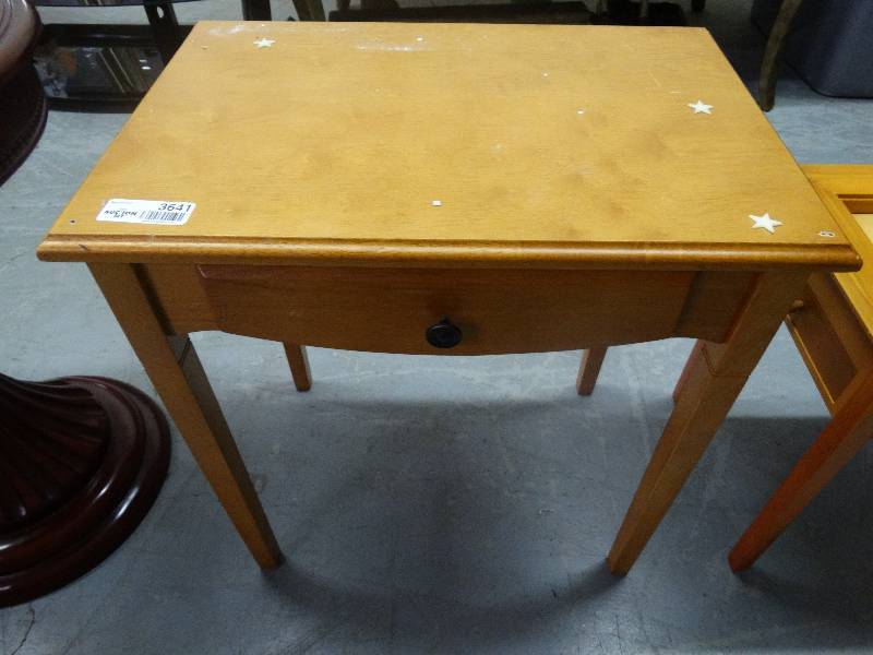 lot 3641 image: Wood Night Stand wdrawer.