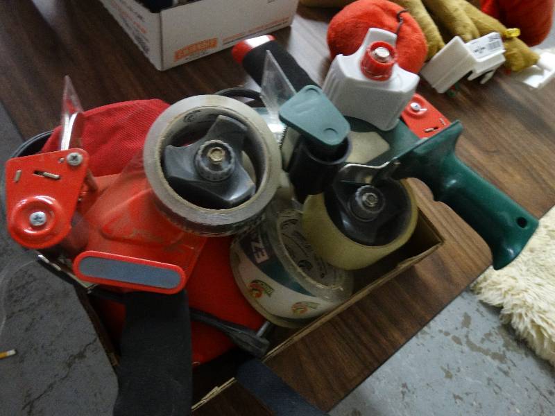 lot 3652 image: Lot of Tape Guns & Tape.
