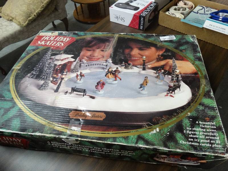 lot 3657 image: Holiday Skaters Electric Victorian Ice Skating Decor