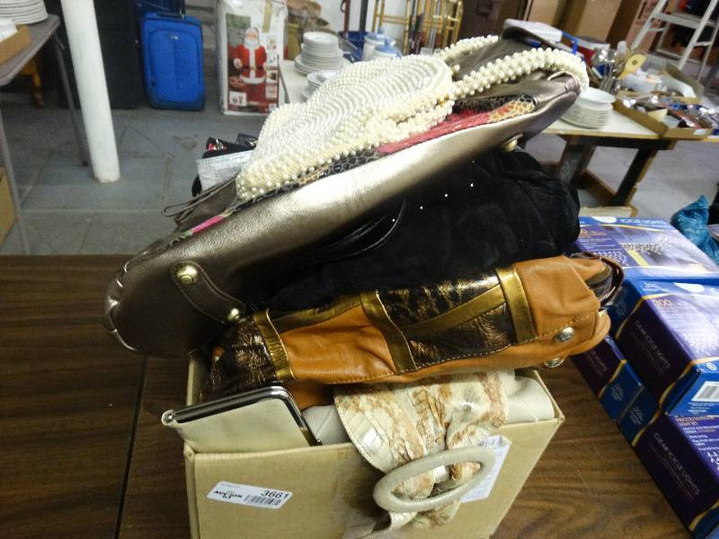 lot 3661 image: Box of various Purses.
