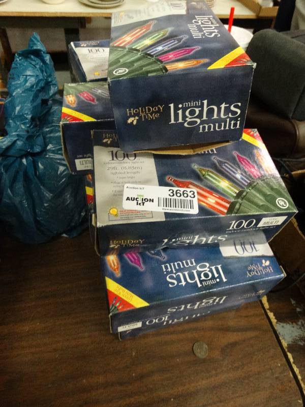 lot 3663 image: 12 Sets of Multi - Mini Light Sets.