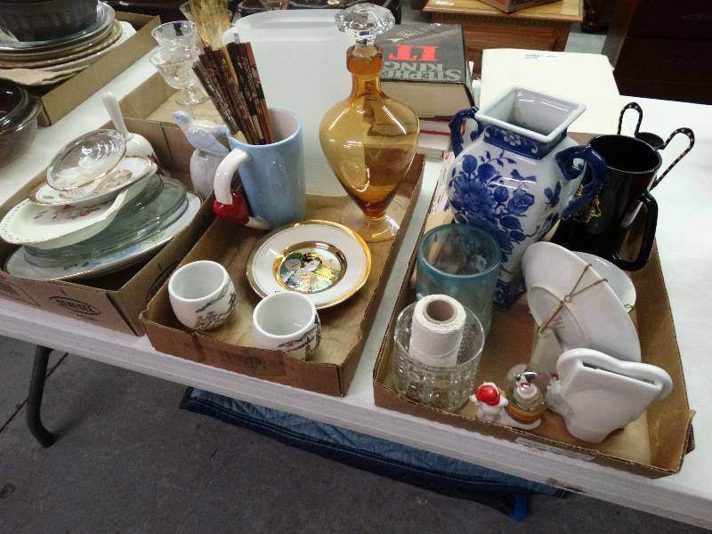 lot 3679 image: Lot of Ceramic Decor, Glassware, Vase, Cup & Saucer set, Mugs, etc.