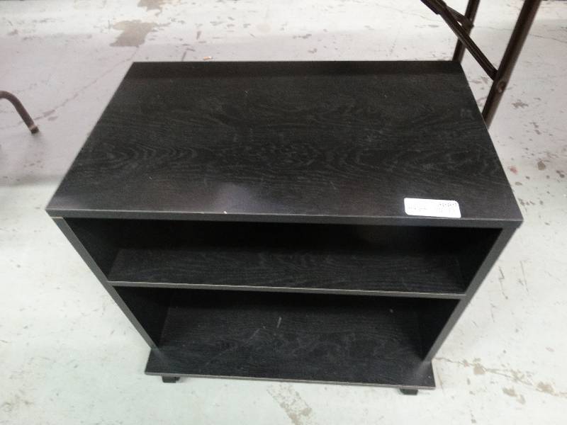 lot 3689 image: Media Stand on wheels & 2 trashcans.