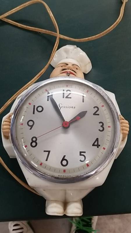 lot 29 image: Sessions Wall Clock- Corded- Chef Themed- Kitchen