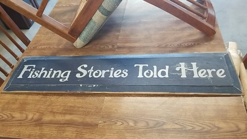 lot 31 image: Cool FIshing Wall Sign