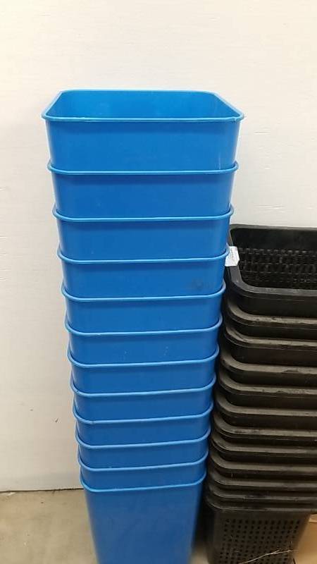 lot 59 image: Hydroponic- Growing PodsBuckets- With Tubing Input Lot of 12
