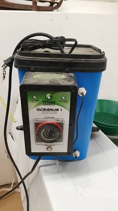 lot 57 image: Hydroponic Brains of the Setup- Oceanus 1 Flo and Grow Controller- Retail over $250