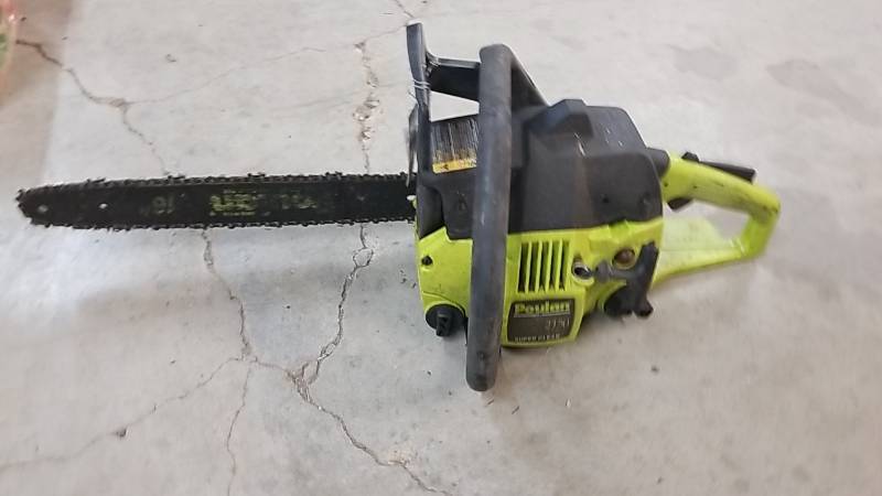 lot 67 image: Poulan Chainsaw
