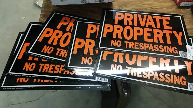 lot 71 image: Lot of Metal Signs- Private Property    6 Total