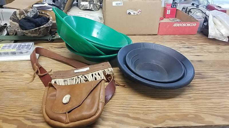 lot 86 image: Gold Miner Setup Large Pot of Pans and a Leather Satchel To Carry Your Treasure