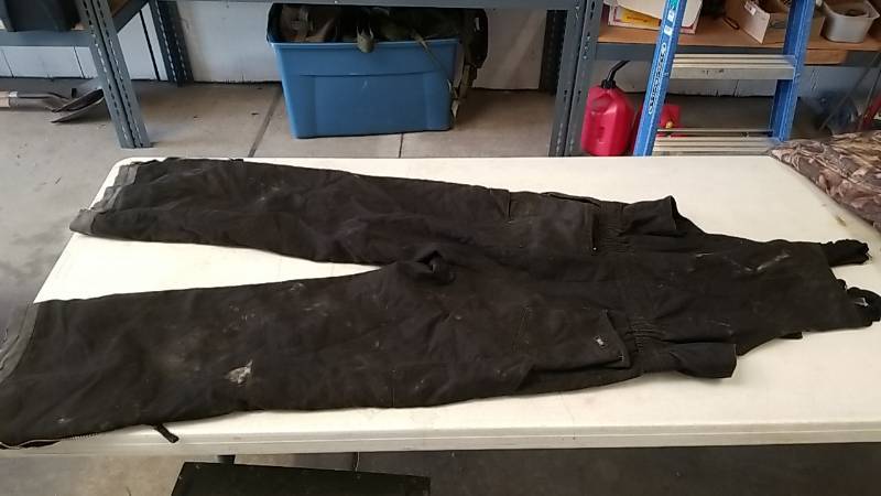 lot 123 image: Walls Brand Mens Bib Coveralls
