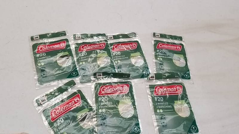 lot 127 image: Lot of New Coleman Lantern Mantels- 7 bags