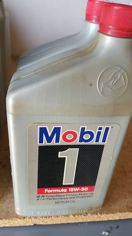lot 140 image: 15W-50   Mobil 1- 2 Quarts