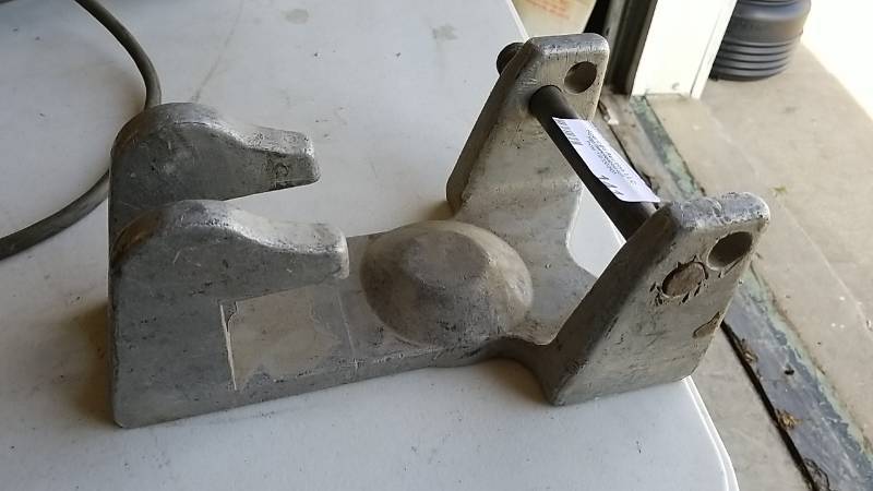 lot 141 image: Blaylock TL50   Gooseneck Lock
