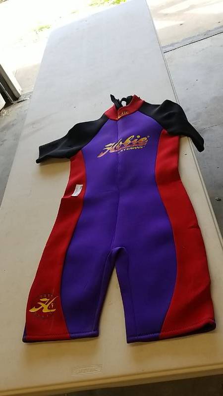 lot 155 image: Hobie Brand Wetsuit Shorty Style  Size L