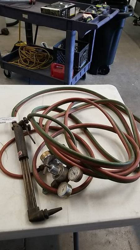 lot 164 image: 15 inch Brass Torch With Hose and Gauges- Welding Equipment  UNIWELD Brand