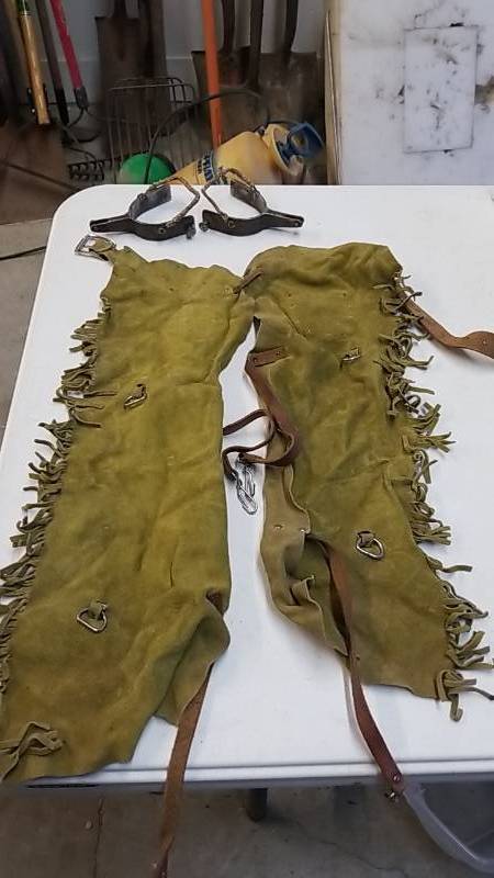 lot 172 image: Kids Size Rodeo Chaps and Spurs