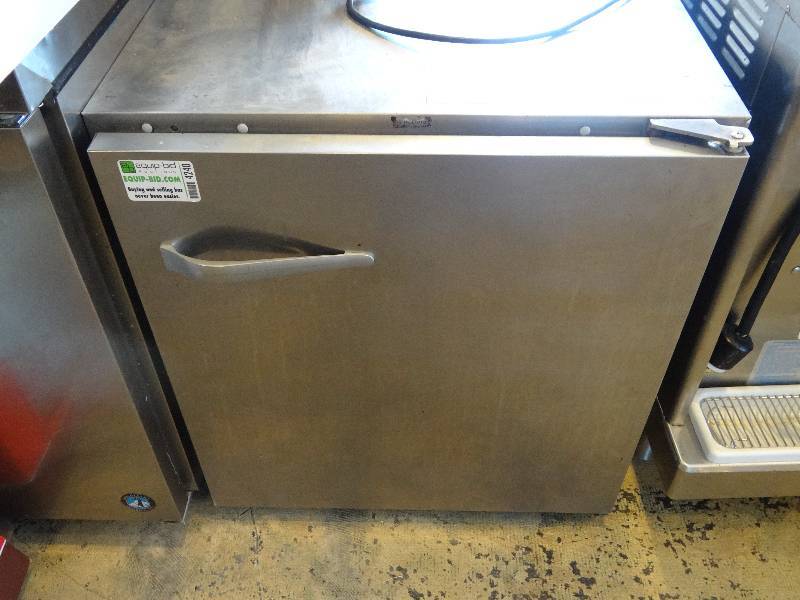 lot 6192 image: Traulsen Stainless Refrigerator, Model # UHT27-R