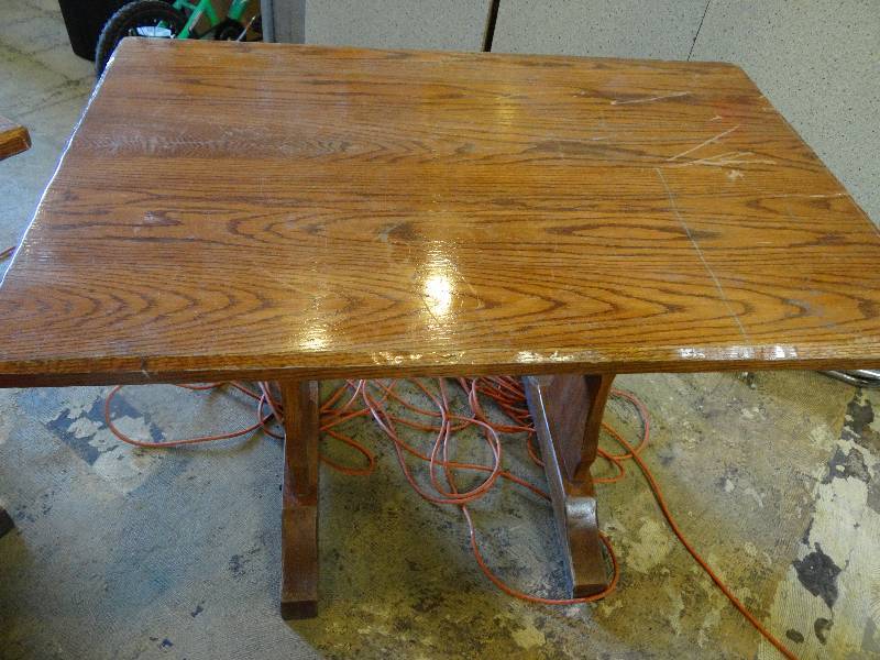 lot 6223 image: Wooden Table