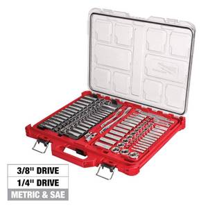 lot 1582 image: Milwaukee 48-22-9486 106-Piece 14 in. and 38 in. SAE and Metric Ratchet and Socket Set with PACKOUT Low-Profile Organizer - Retail $372.5
