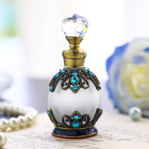 lot 6480 image: YU FENG Decorative Crystal Perfume Bottle Empty Refillable Rhinestones Jeweled Vintage Glass Perfume Vial Scent Bottles for Ladies Girls(15ml)