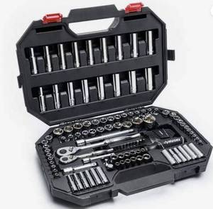 lot 1586 image: Husky 119-Piece Mechanics Tool Set