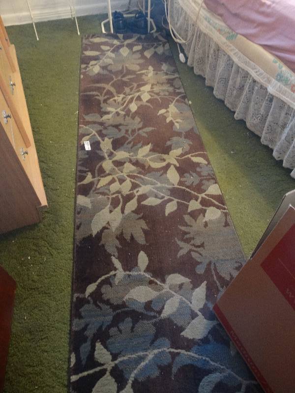 lot 5336 image: Runner rug.