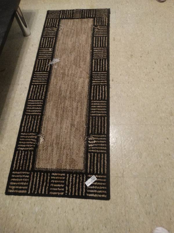 lot 5425 image: Rug.