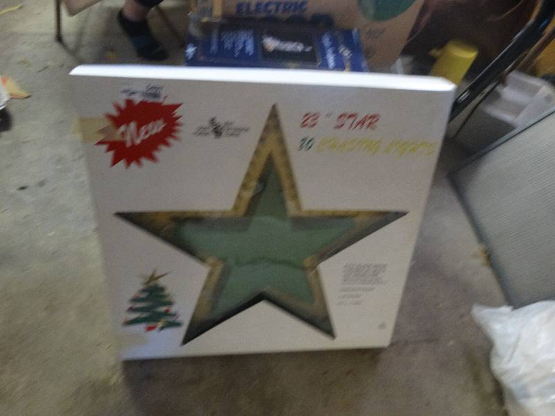 lot 5497 image: 23 star 80 chasing lights.