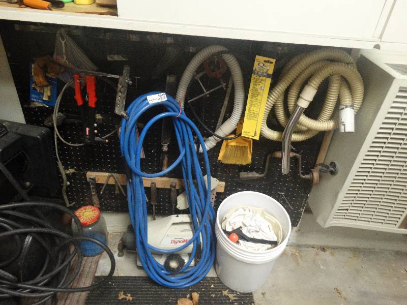 lot 5518 image: Everything on peg board.
