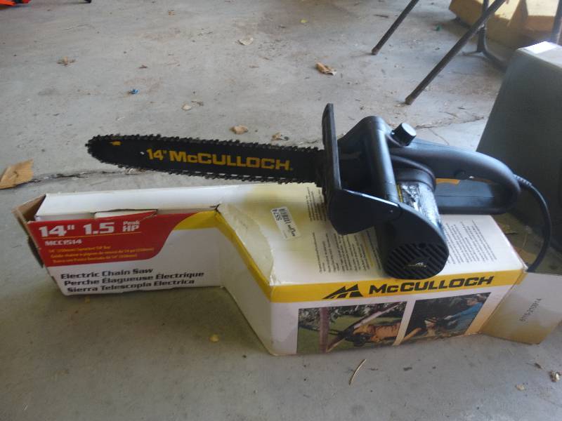 lot 5574 image: 14 McCulloch electric chain saw.