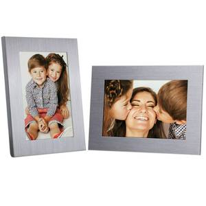 lot 41031 image: Neil Enterprises Inc. 2.375� x 3.5� Silver Picture Frame