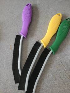 lot 41061 image: Three Pack Tile Scrubber