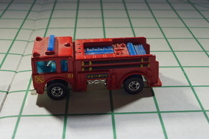 lot 397 image: Hotwheels Firetruck