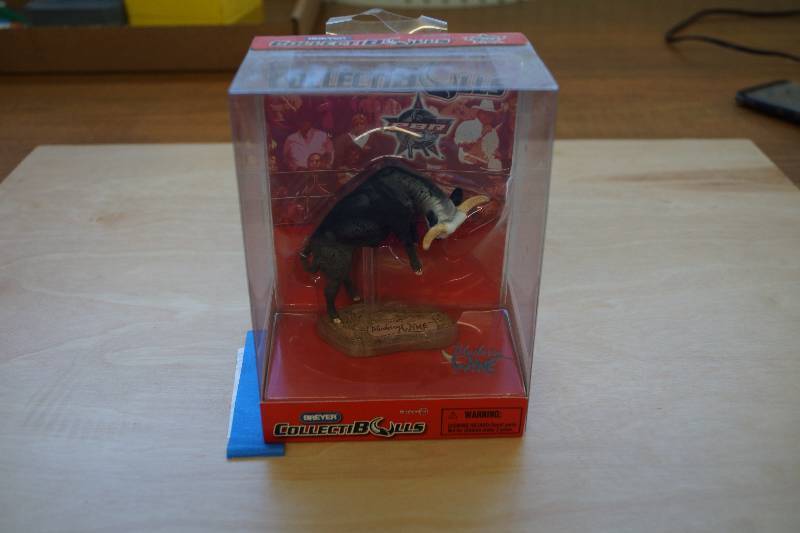 lot 400 image: PBR BREYER BULLS COLLECTIBULLS- Blueberry Wine