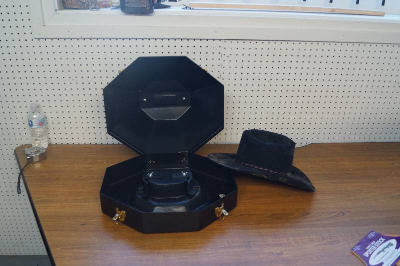 lot 460 image: American Hat Co.- Black Mens Cowboy Hat with Plastic Hat CarrierCase BAR Z Rodeo