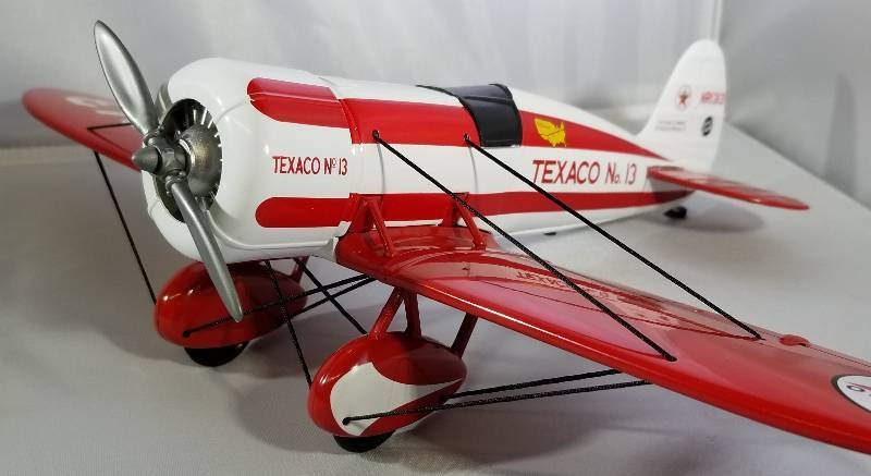 lot 302 image: ERTL-WINGS OF TEXACO SERIES BANK  132 Scale-  Mystery Ship Travel Air