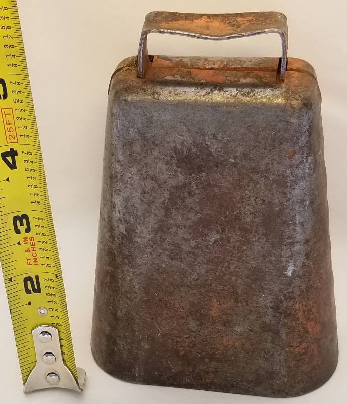 lot 315 image: Ding Dong- Its a COW BELL- Woohoo