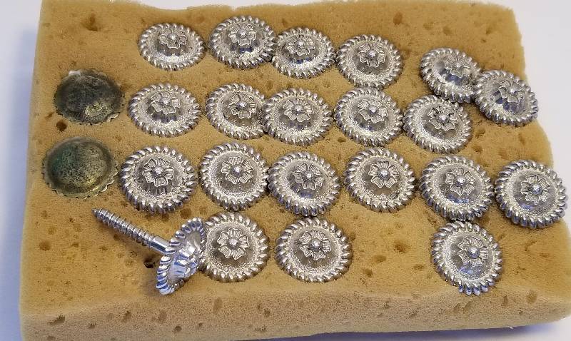 lot 318 image: Conch Pieces- NewOld   Leather Working Piece Lot