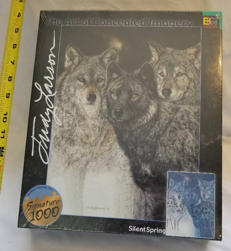 lot 331 image: 1000 Piece Wolf Puzzle- Sealed