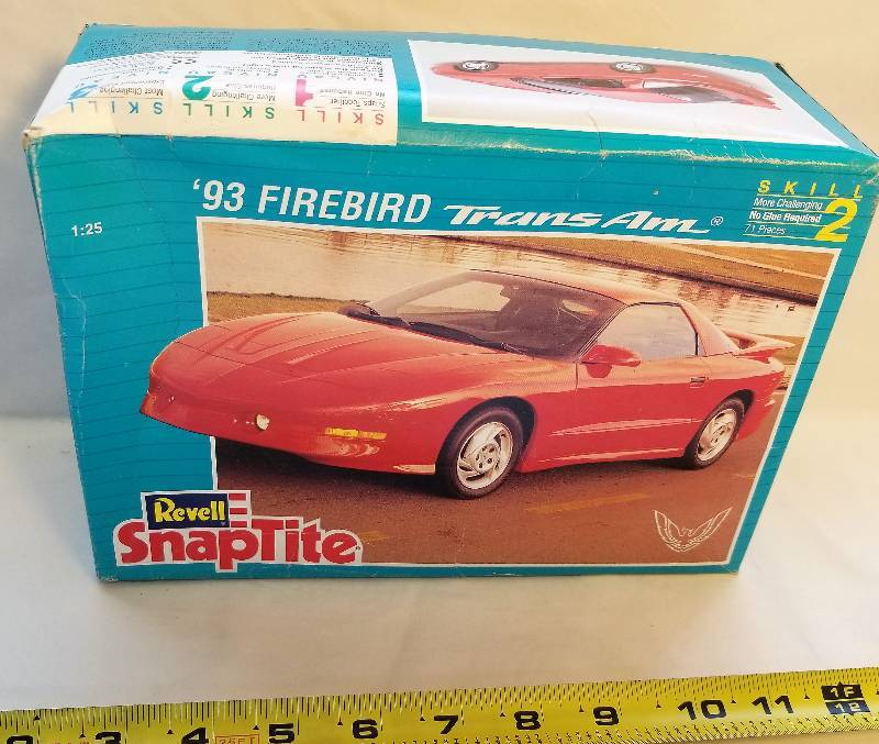 lot 355 image: Revel Snaptite Model-  1993 Firebird Trans-Am