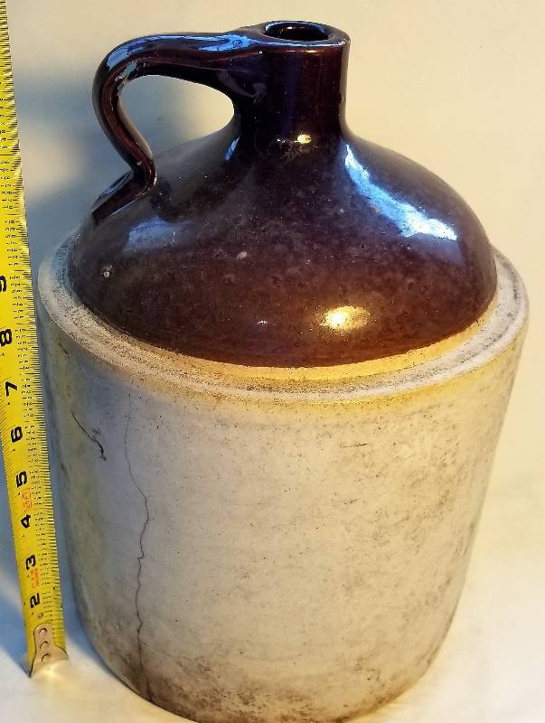 lot 374 image: 2 Gallon Western Stoneware Whiskey Jug- Vintage