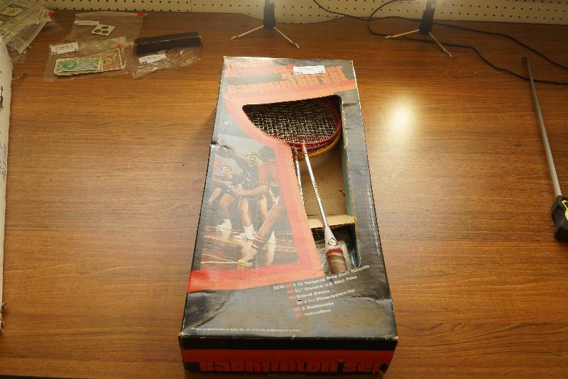 lot 13 image: Vintage Franklin 4 Racket Badmiton Set-  NIB  70s