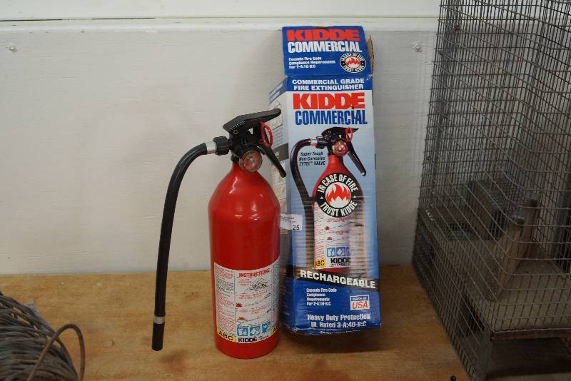 lot 25 image: Fire Extinguisher- Kidd Commercial